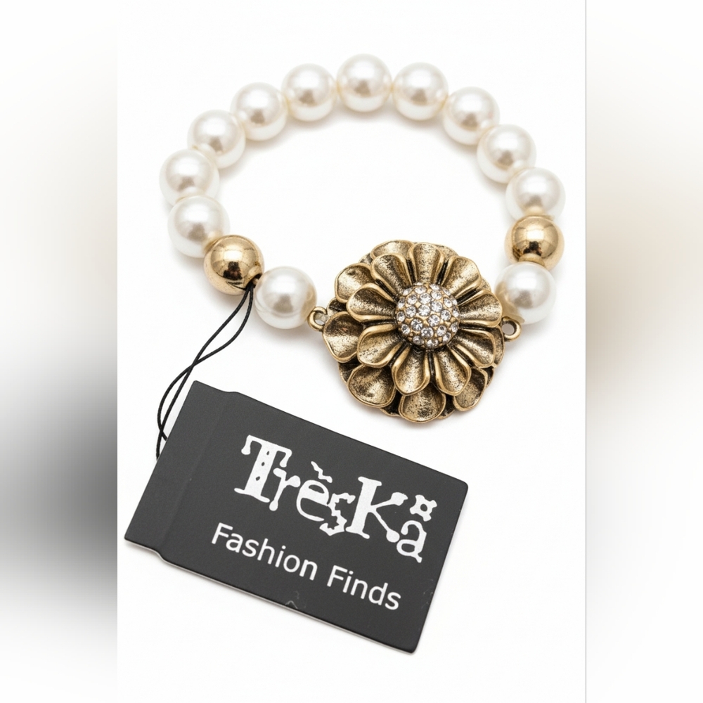 Treska Gold and Cream Pearl Bracelet